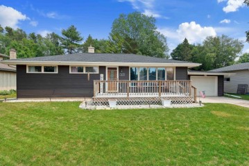 3613 Monroe St, Two Rivers, WI 54241