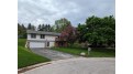 747 Chesham Ct Hartland, WI 53029 by Henes Realty $395,000