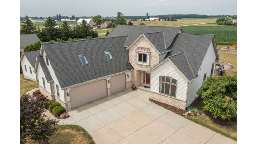 4880 Wood Duck Way West Bend, WI 53095 by Shorewest Realtors $604,900