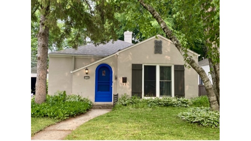 4766 N Woodruff Ave Whitefish Bay, WI 53211 by Shorewest Realtors $268,000