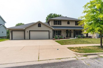 2301 Evenson Dr, Onalaska, WI 54650-8786