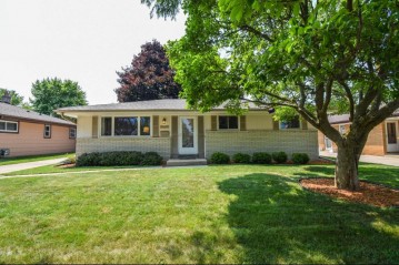 6025 S Delaware Ave, Cudahy, WI 53110