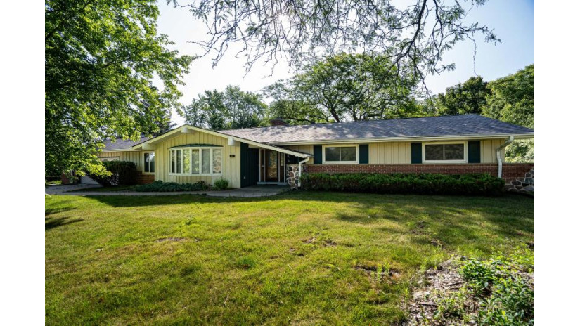 850 Janacek Rd Brookfield, WI 53045 by Keller Williams-MNS Wauwatosa $365,999