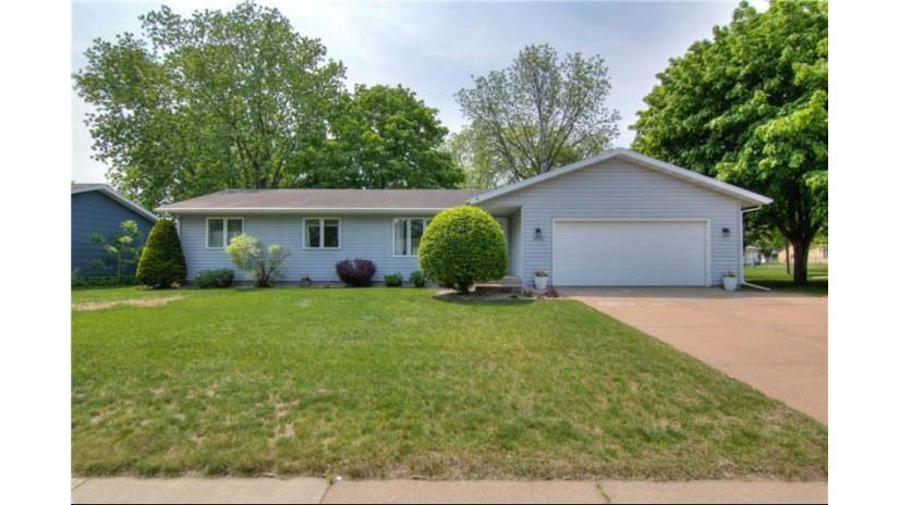 3438 Trimble Street Eau Claire, WI 54701 by Donnellan Real Estate $329,900