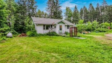 6936N Zett Road, Loretta, WI 54896