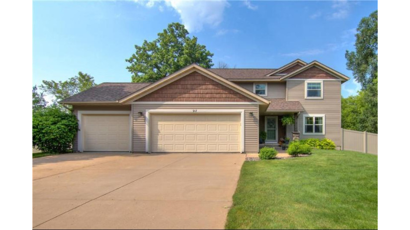 917 Lake Road Altoona, WI 54720 by Escher Real Estate $449,500