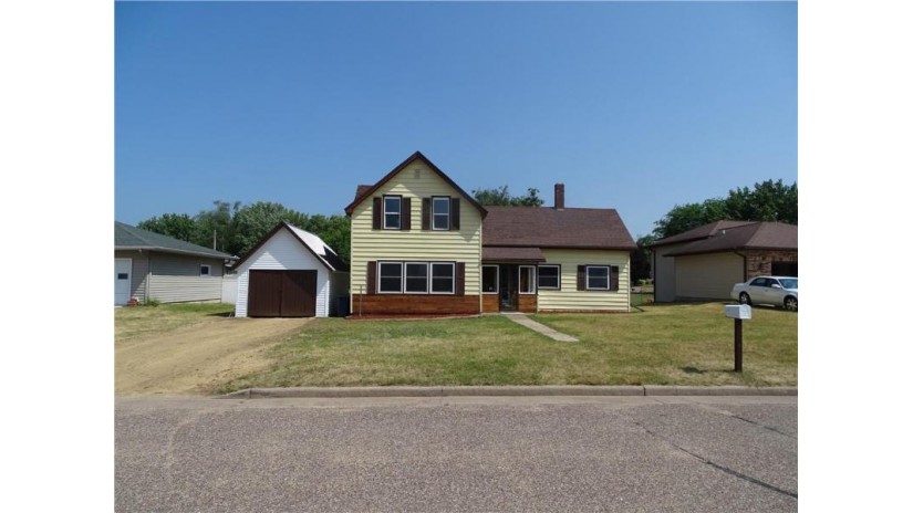 824 West Vine Street Mondovi, WI 54755 by Prime Realty Llc $157,500