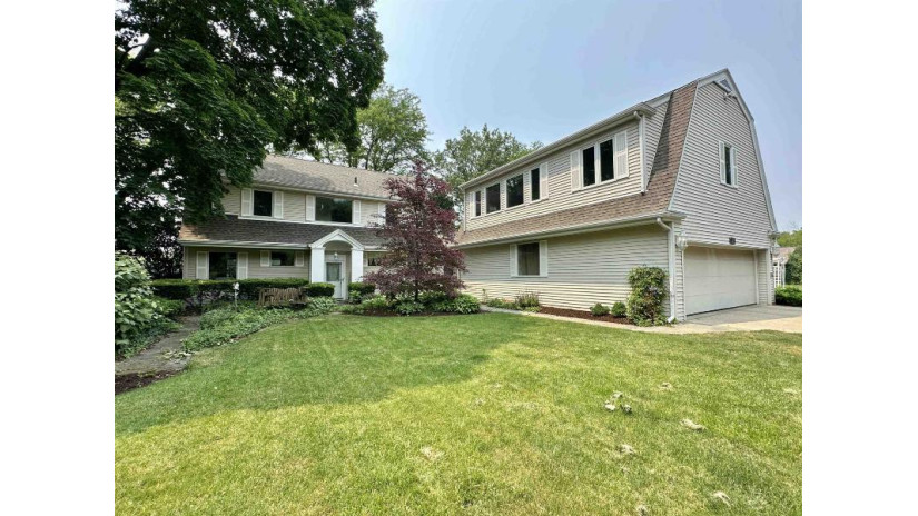 7124 N 2nd Street Machesney Park, IL 61115 by Century 21 Affiliated $429,000