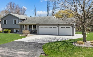 1016 Wylde Oak Drive, Algoma, WI 54904