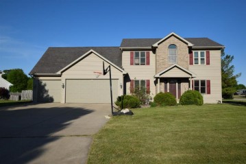 2399 Crystal Springs Court, Bellevue, WI 54311