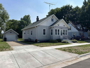 822 E Randall Street, Shawano, WI 54166-0000