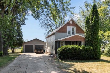 215 Darboy Road, Combined Locks, WI 54113