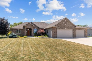 268 Windmill Drive, Holland, WI 54130