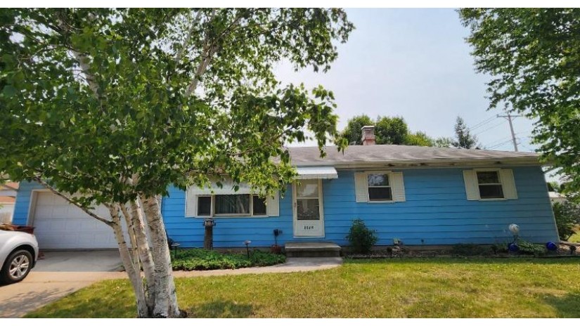 1710 Chapman Avenue North Fond Du Lac, WI 54937 by Preferred Properties Of Fdl, Inc. $159,900