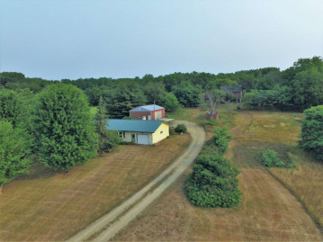 W5708 State Highway 33, Marcellon, WI 53954