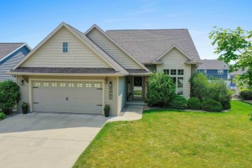 4859 Isabella Circle, Hobart, WI 54155-9290