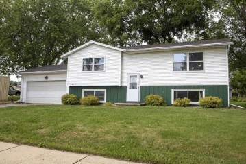 14 Washburn Road, Deerfield, WI 53531