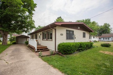 206 W Bluff Street, Cassville, WI 53806