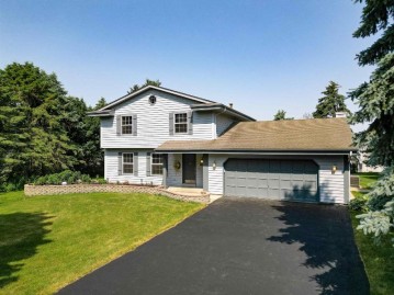 N6745 Woodfield Lane, Lake Mills, WI 53551