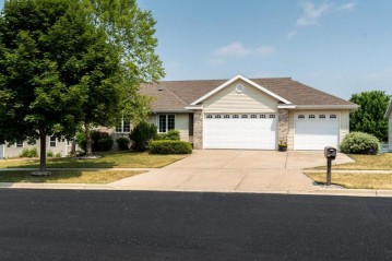 1308 Landmark Drive, Cottage Grove, WI 53527