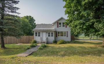 315 North Street, Cazenovia, WI 53924