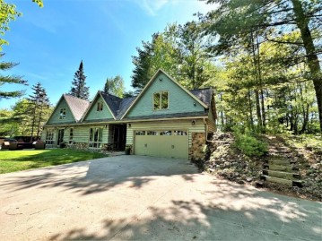 N8670 Snowshoe Dr, Phillips, WI 54555