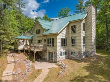 5689 Point O Pines Rd, Manitowish Waters, WI 54545