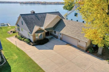 N62W34167 S Bayview Rd, Oconomowoc, WI 53066