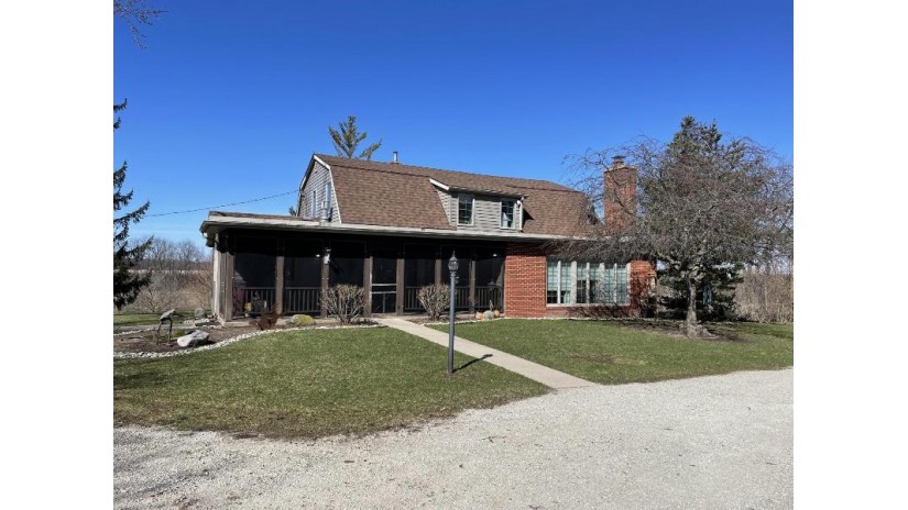 2698 South Rd Lyons, WI 53105 by Coldwell Banker Real Estate Group - 262-348-1100 $3,200,000