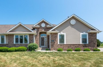 8951 62nd Ave 492, Pleasant Prairie, WI 53158-3266