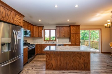 6247 W Linden Dr, Addison, WI 53095-8489