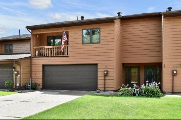 397 Hillview Dr, Winona, MN 55987