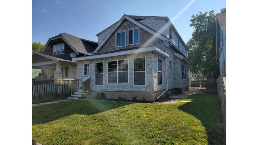 3638 N 13th St Milwaukee, WI 53206 by Boardwalk Realty LLC $69,900