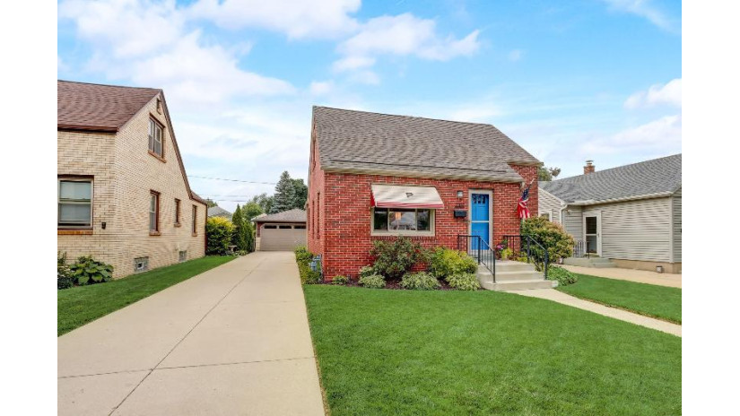 2351 S 83rd St West Allis, WI 53219 by RE/MAX Service First $279,900