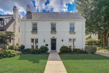 2645 Pasadena Blvd, Wauwatosa, WI 53226