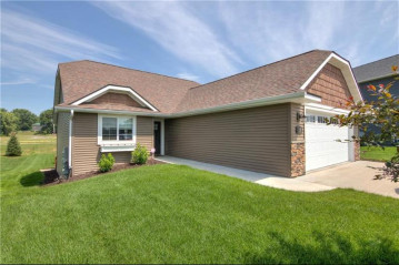 2168 Saint Andrews Drive, Altoona, WI 54720