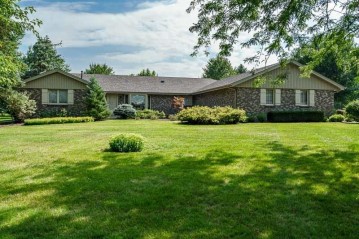 9683 Ridgeview Road, Belvidere, IL 61008