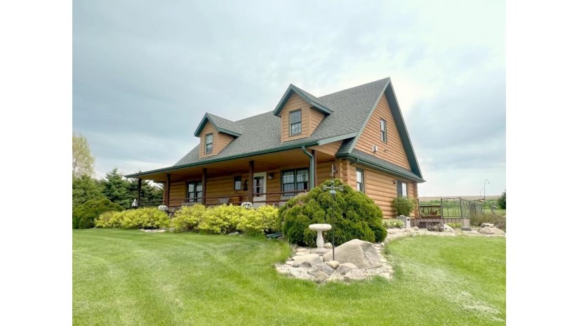 N3328 Hwy Dj Road Clyman, WI 53039 by OK Realty $450,000