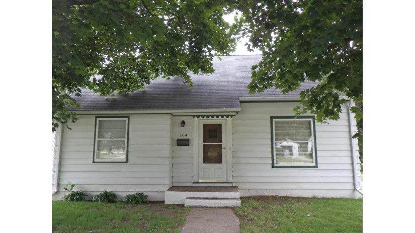 164 Garfield Avenue Clintonville, WI 54929 by Schroeder & Kabble Realty, Inc. $169,900