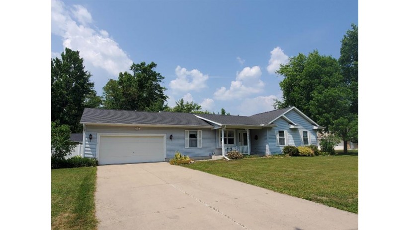 N5655 Maders Circle Wescott, WI 54166 by Coldwell Banker Real Estate Group $264,900