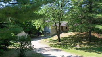 10694 E Rost Lake Road, Brazeau, WI 54112