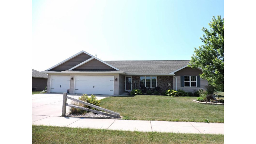 1136 Charlene Avenue Omro, WI 54963 by Coldwell Banker Real Estate Group $329,900