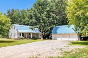 4944 Kozlowski Road, Pensaukee, WI 54101