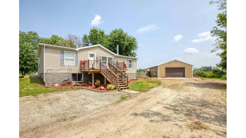 N4368 County Road Pp Center, WI 54913 by Landro Fox Cities Realty Llc $219,900