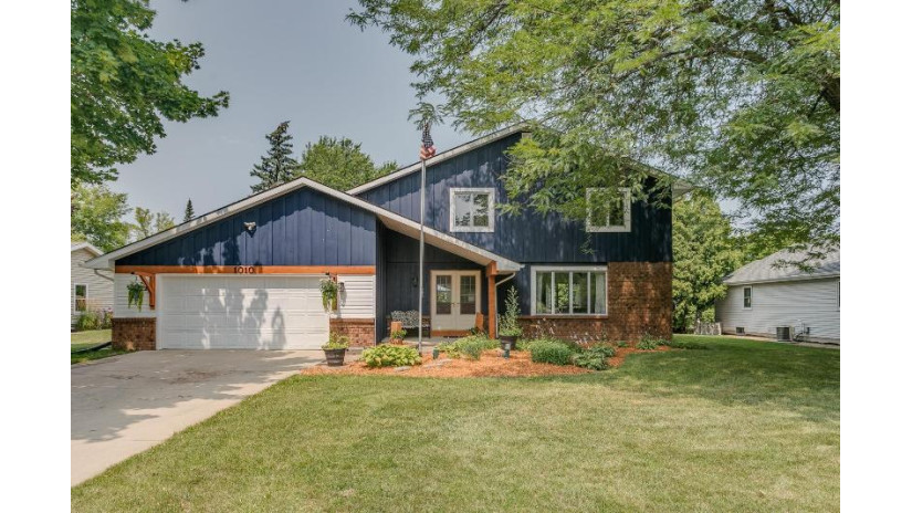 1010 Westfield Lane Fox Crossing, WI 54956 by Coldwell Banker Real Estate Group $339,900