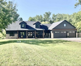 W3193 Dundas Road, Woodville, WI 54130