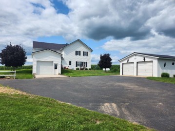 716 Rock Church Road, Clifton, WI 53554