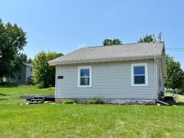 311 S Van Buren Street, Lancaster, WI 53813