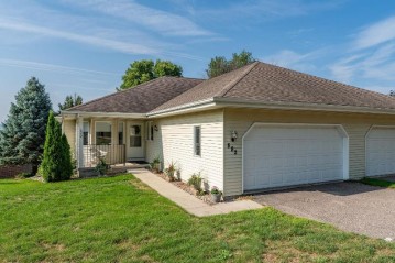 882 Iroquois Circle, Baraboo, WI 53913