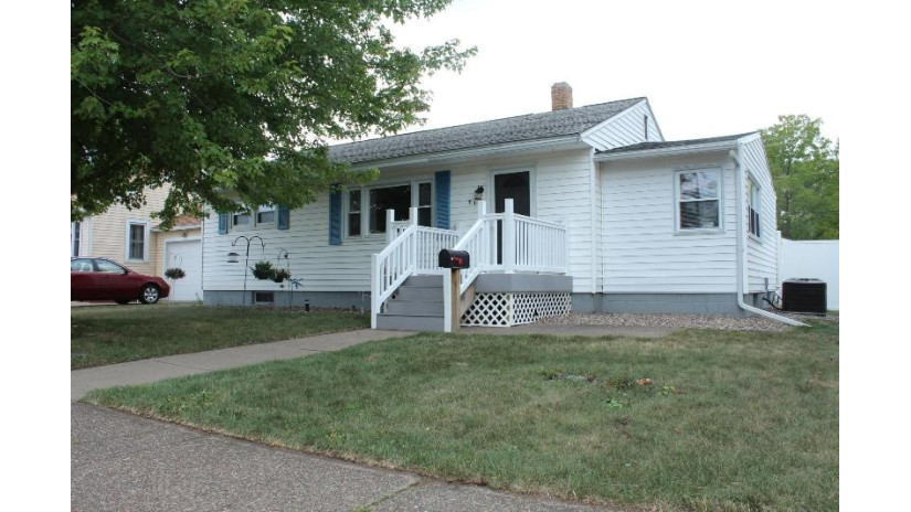 715 N Michigan Street Prairie Du Chien, WI 53821 by Adams Auction And Real Estate $199,900